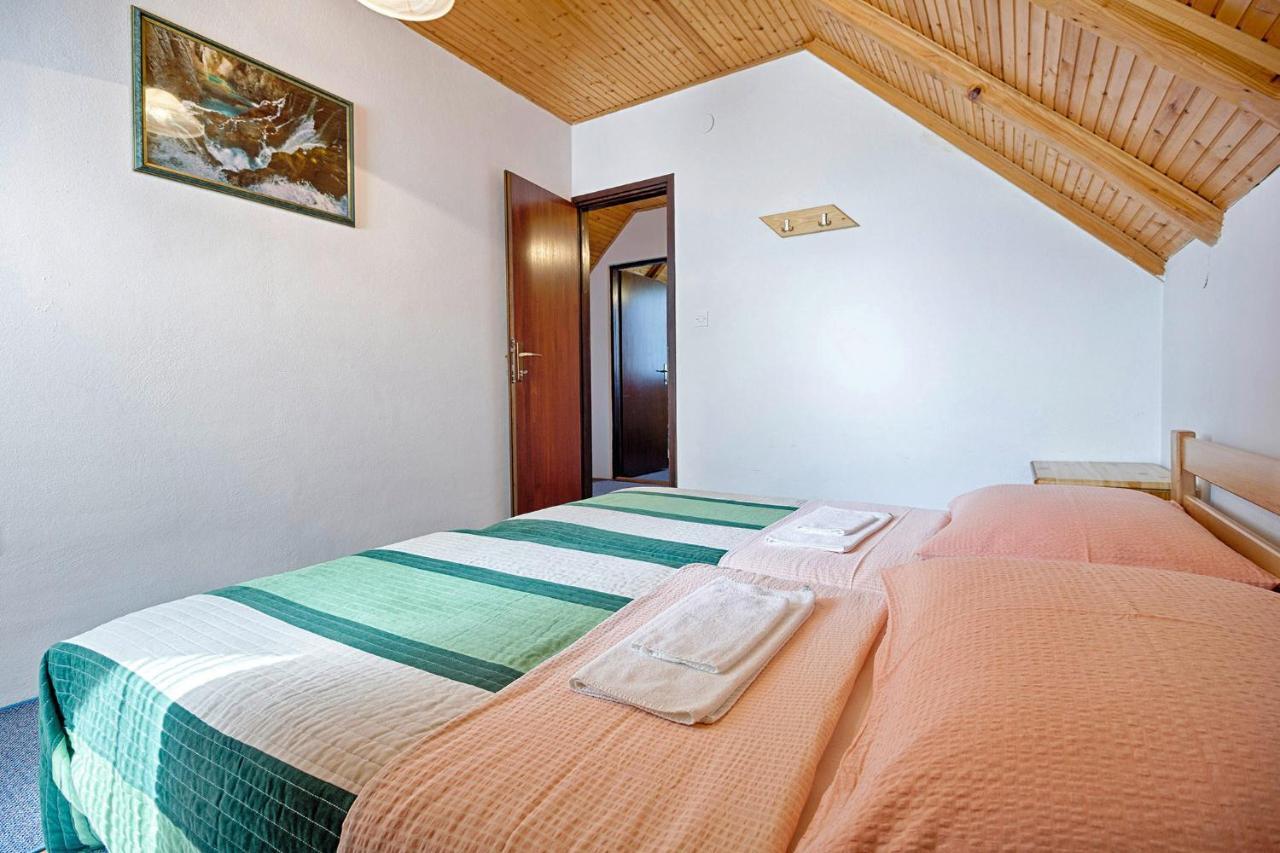 Milan In Rastovaca Villa Buitenkant foto
